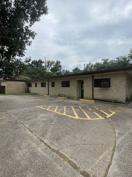 Photo of commercial space at 210 Kings Hwy in Shreveport