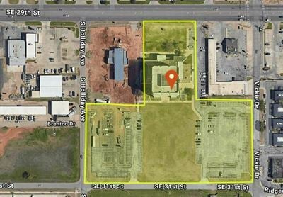 4600 SE 29th St - Former Arvest Tower