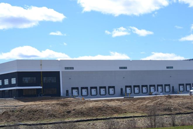 Great Stream Commons, Building 4