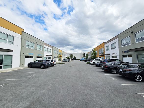 853 Seaborne Avenue, #2140