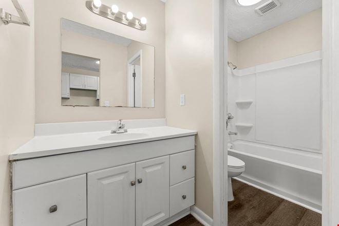 644 Caladium Cir