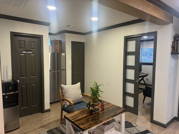 For Sale | Single-Tenant Flex Office | North Houston / Hardy Corridor