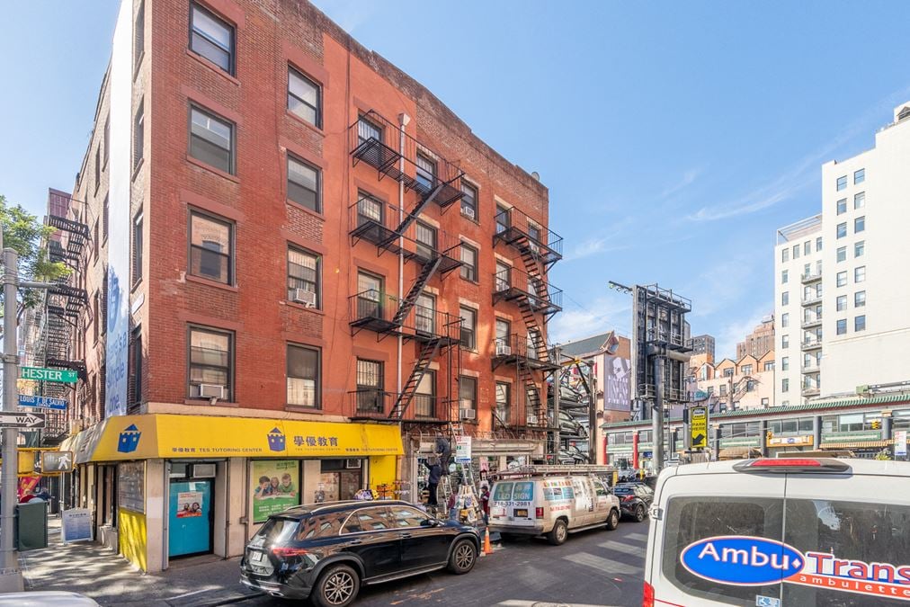 202 Hester St