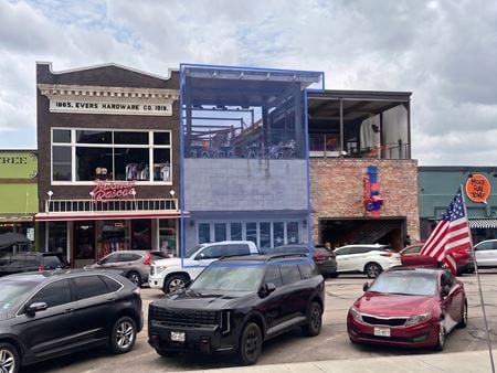 Retail space for Sale at 111 W Hickory St in Denton