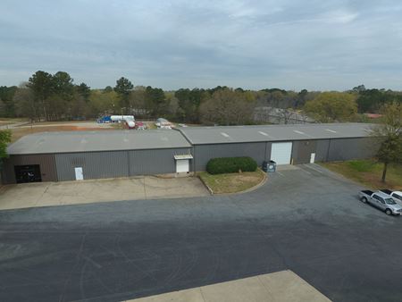 Photo of commercial space at 930 Dailey Mill Road in McDonough