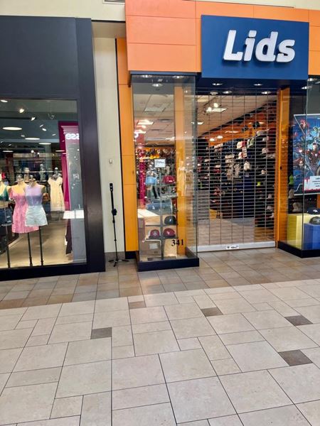 FF37     Space Photo Gallery 2