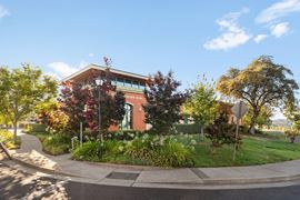 82 Table Mountain Professional Center