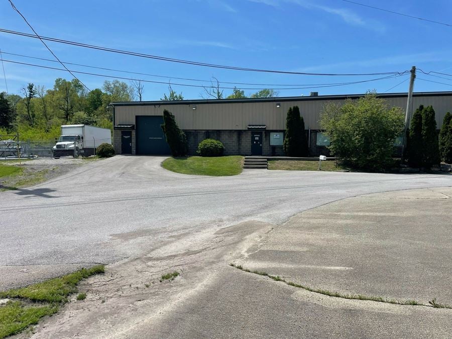 Parker Hollow Commerce Center Buildings for Lease