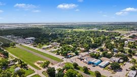 HIGHWAY 90 COMMERCIAL INVESTMENT & REDEVELOPMENT OPPORTUNITY