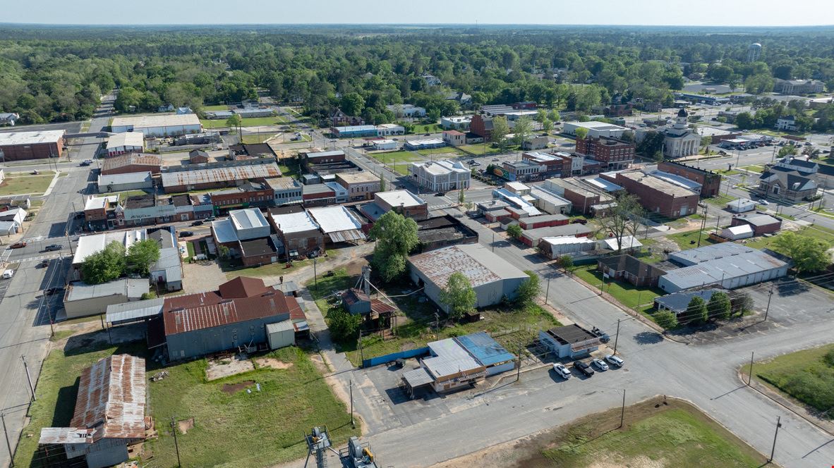 Hawkinsville, Georgia - Cotton Warehouses/Gin