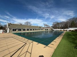 325 Farnum Pike