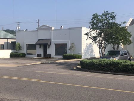 Commercial space for Rent at 1916 28th Avenue South in Homewood