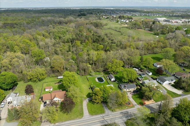 242 Pleasant View Dr