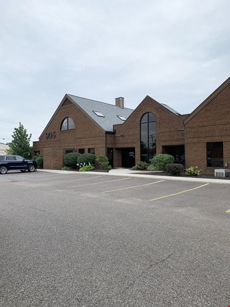 Office space for Rent at 905 W Eisenhower Circle in Ann Arbor