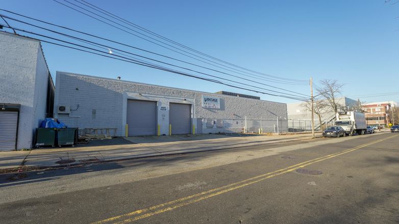 19-19 37th Street