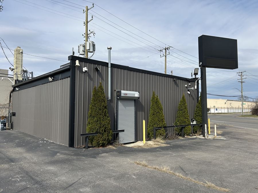 Detroit - Freestanding Retail/Industrial Building