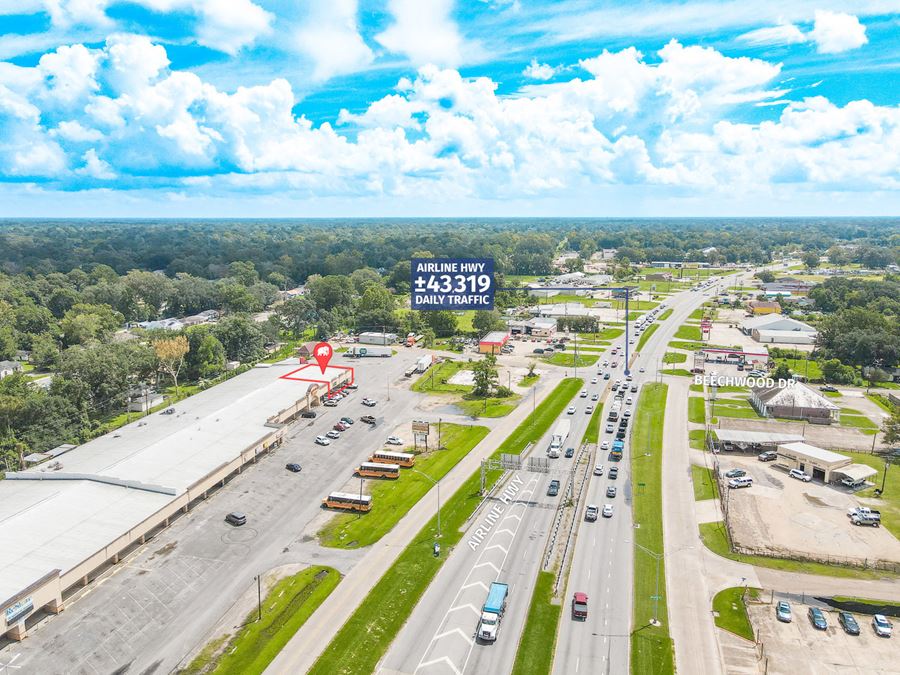 3 Retail Suites Available in Airline Hwy Strip Center
