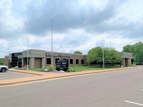 3703 Oakwood Hills Pkwy