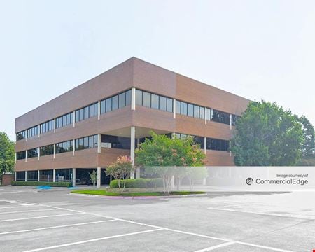 Photo of commercial space at 1161 West Corporate Drive in Arlington