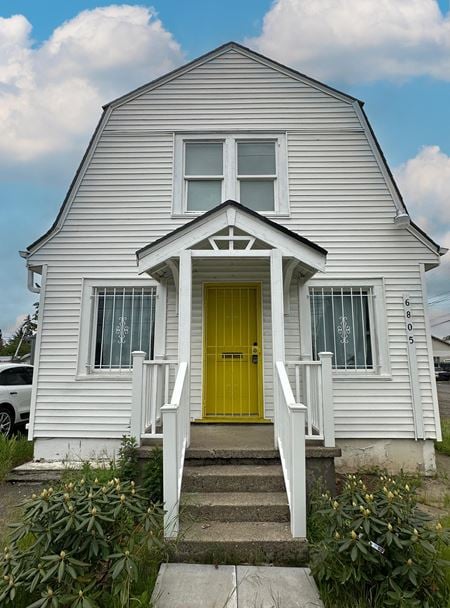 Office space for Rent at 6805 SE 82nd Ave in Portland