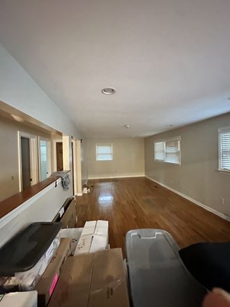 601 Chestnut Ridge Rd