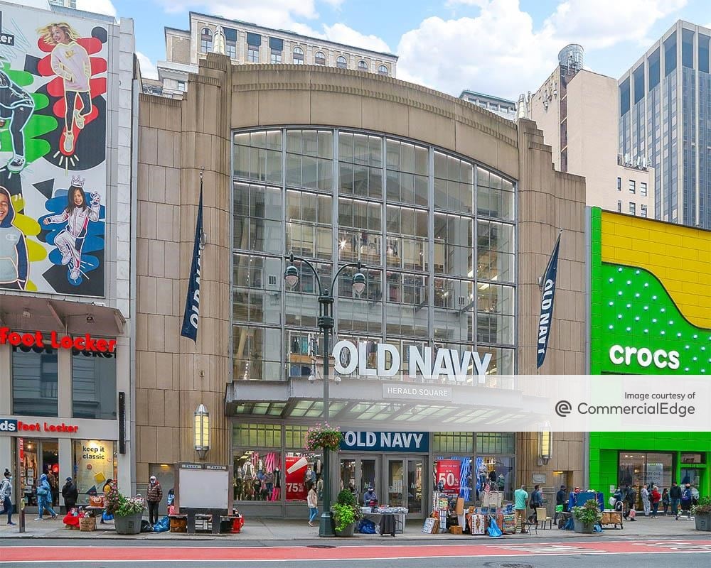 crocs herald square