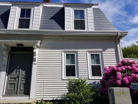 Photo of commercial space at 404 Sagamore Rd in Rye
