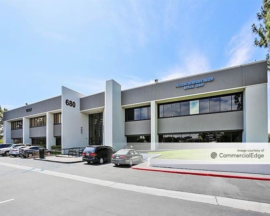University Plaza - 680 Langsdorf Drive