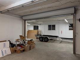 196 New York 17