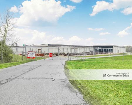 Industrial space for Rent at 213 Industrial Drive in Franklin