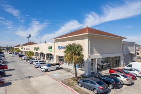 Retail space for Rent at 19073 I-45 Fwy North in Shenandoah