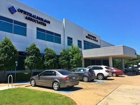 Photo of commercial space at 5801 Oakbend Trail in Fort Worth