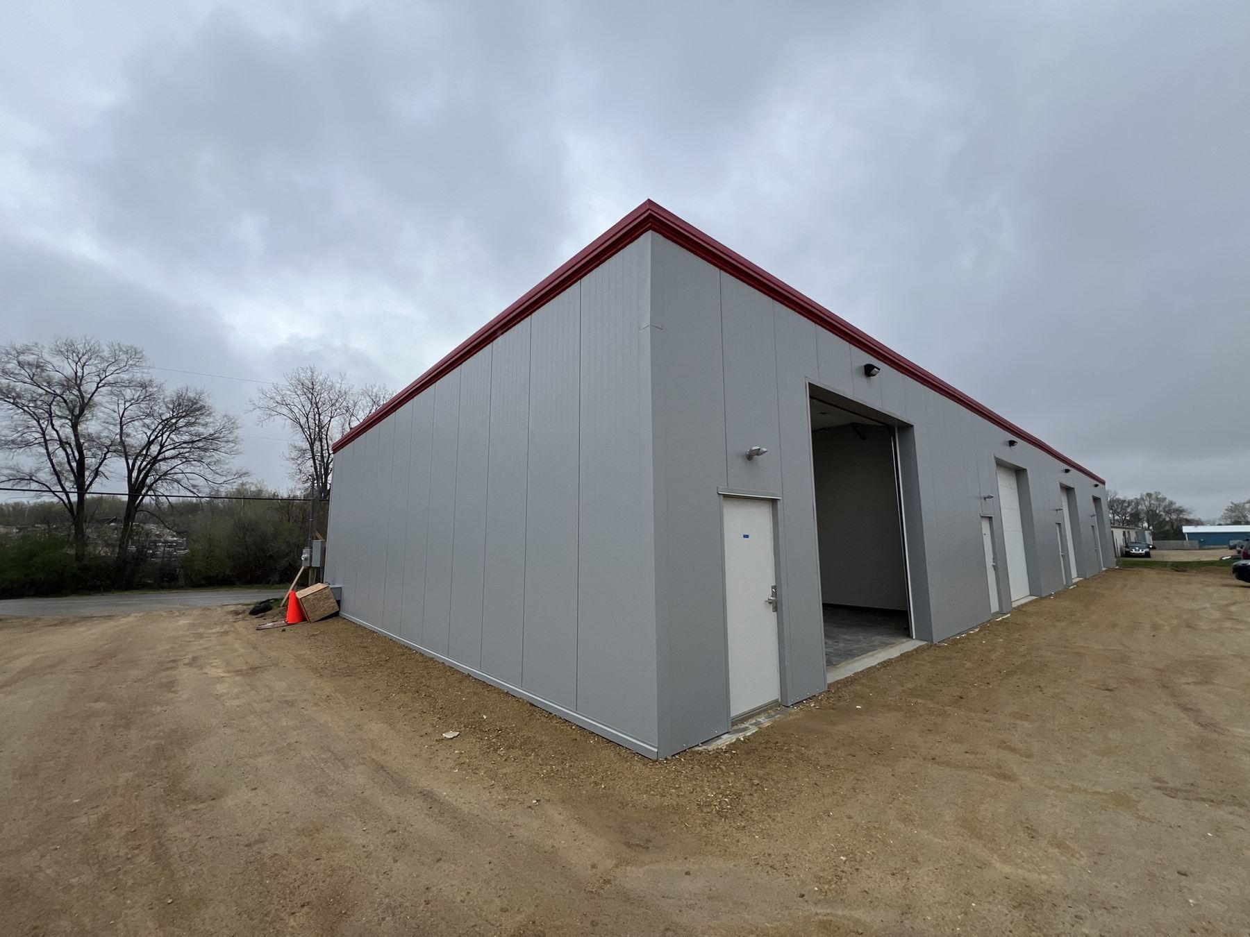 1,200sf-2,400sf Contractor Garages on Acker Road