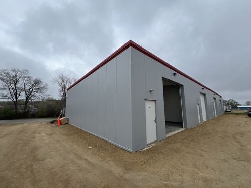 1,200sf-2,400sf Contractor Garages on Acker Road