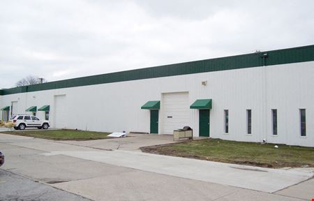 Photo of commercial space at 720 Illinois Avenue in Maumee