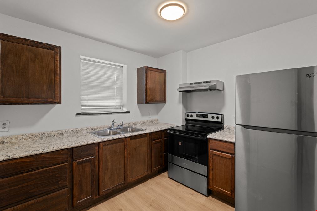 Benton Street Apartments
