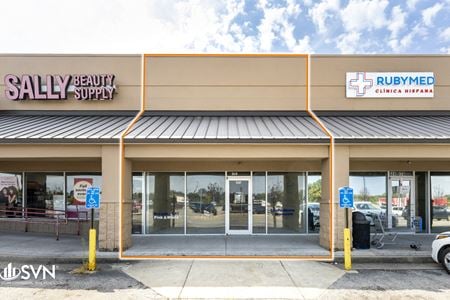 Retail space for Rent at 524 W New Circle Road in Lexington