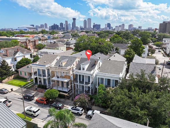 7-Unit Multifamily Investment Near St. Charles Ave