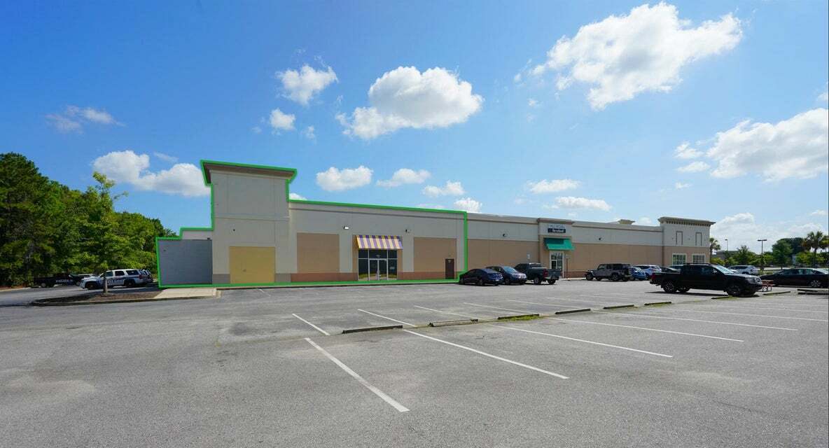 4952 Centre Pointe Dr, North Charleston, SC 29418