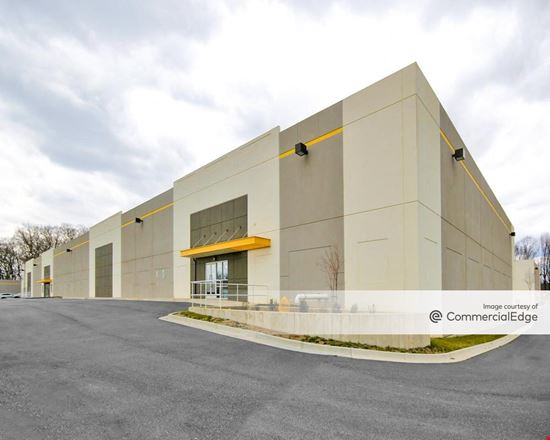 Reserve Business Center Building 3
