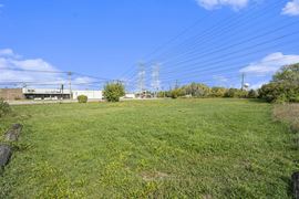17001 Glen Oak Ave