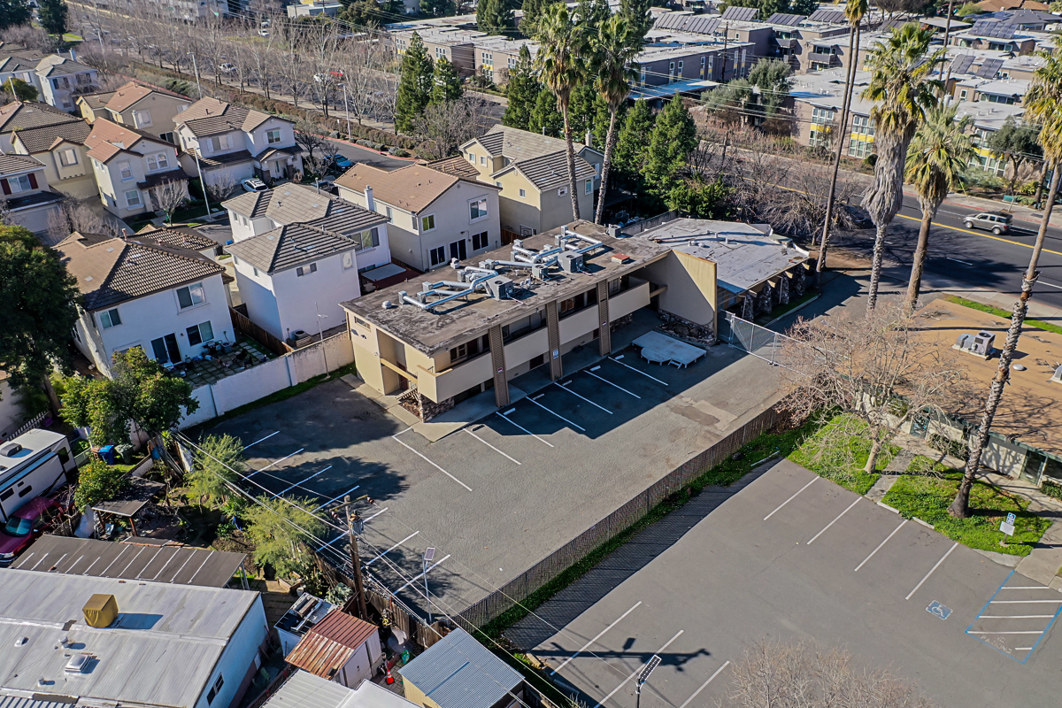 1280 Monument Blvd, Concord, CA 94520