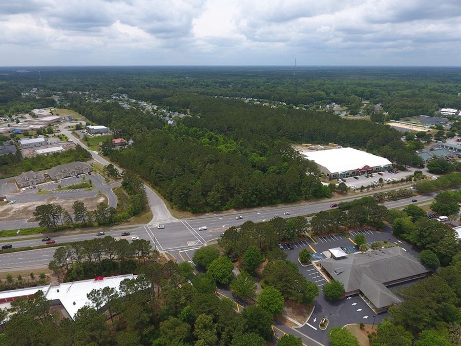 Showroom Space Available On The Bluffton Parkway