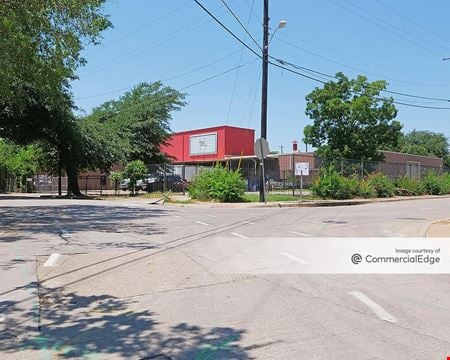 Industrial space for Rent at 3917 Willow St. in Dallas
