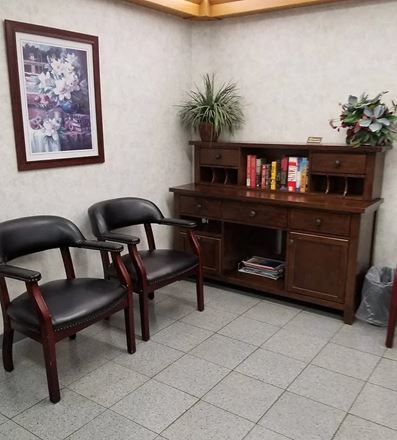 Birdneck Office Suites - Club Forest Birdneck Suites