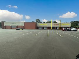 Warren Shopping Plaza