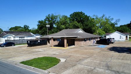 Photo of commercial space at 625 East 8th Street in Crowley