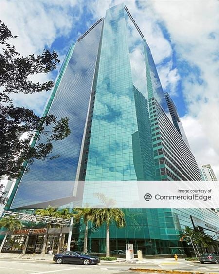 Office space for Rent at 333 Avenue of the Americas in Miami