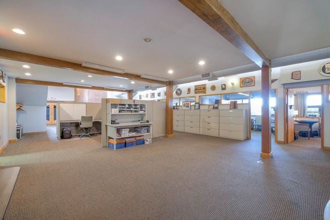 8880 Ballentine St
