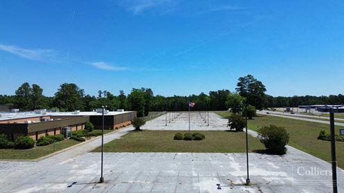 FOR SALE: ± 231,478 SF Industrial Facility | ± 32 Acres